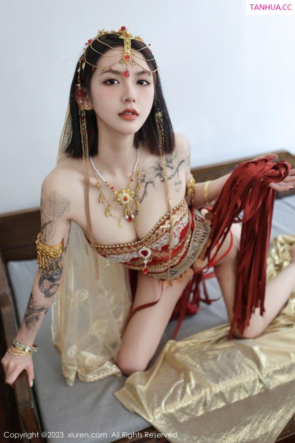  [XiuRen]高清写真图 2023.02.09 No.6240 乔一一 异域风情第30张图片